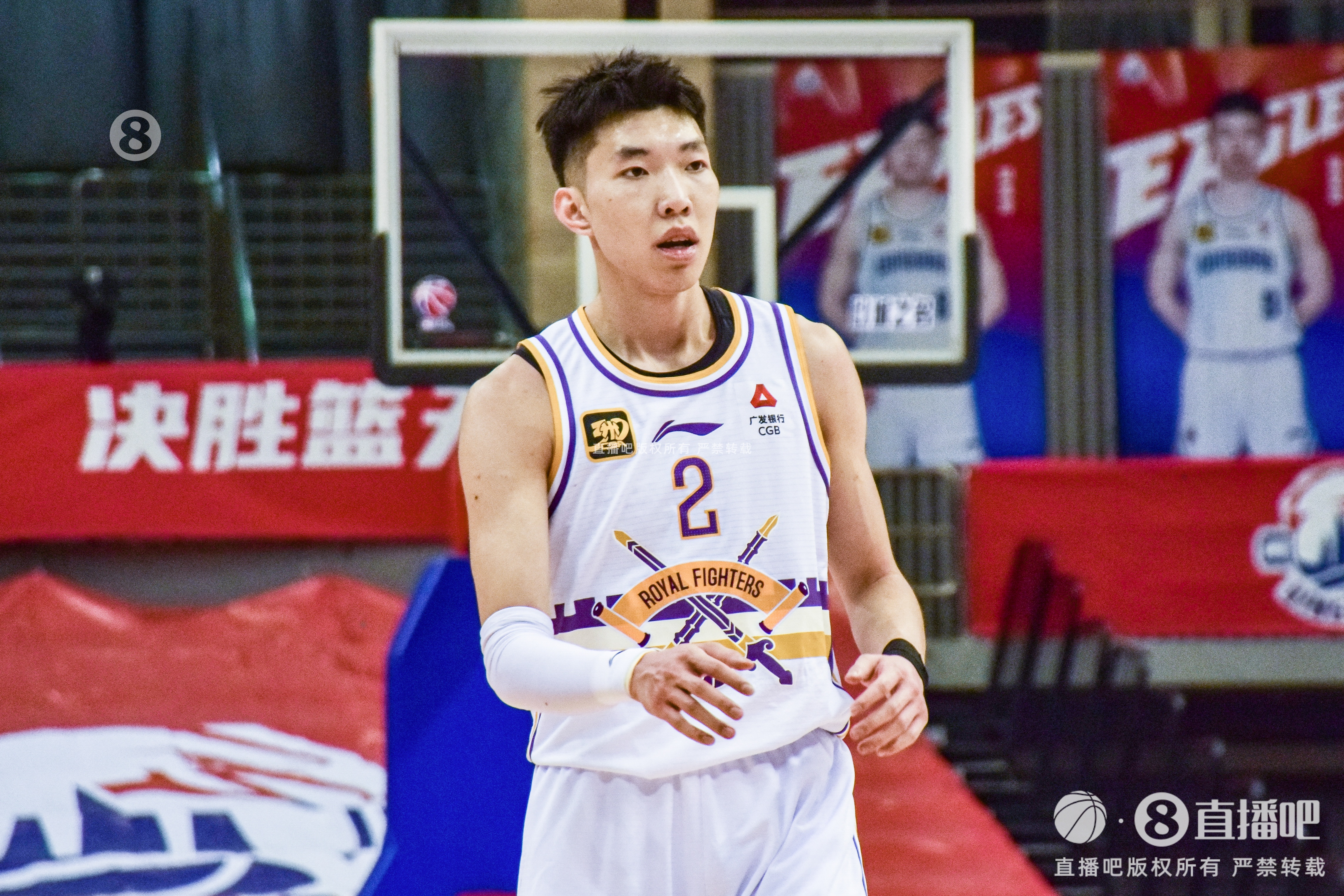 段冉:廖三宁颇有SGA风范 山西短板尽显 只能寄希望于新援凯尔